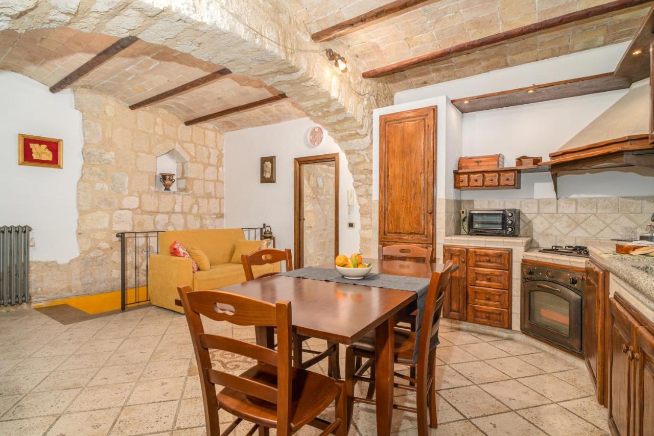 La Casa Dell' Etrusco Villa Tarquinia Bagian luar foto