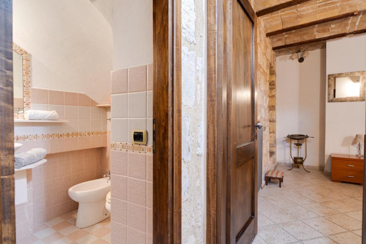 La Casa Dell' Etrusco Villa Tarquinia Bagian luar foto